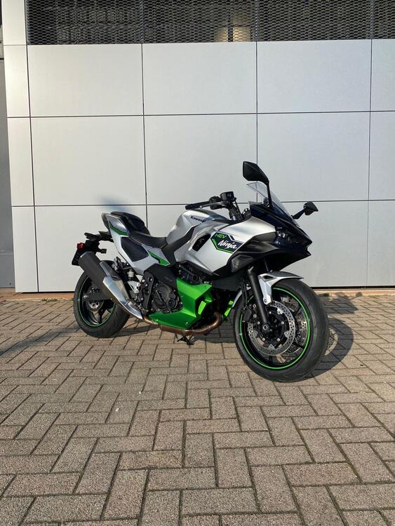 Kawasaki Ninja 7 Hybrid (2024 - 25) (2)