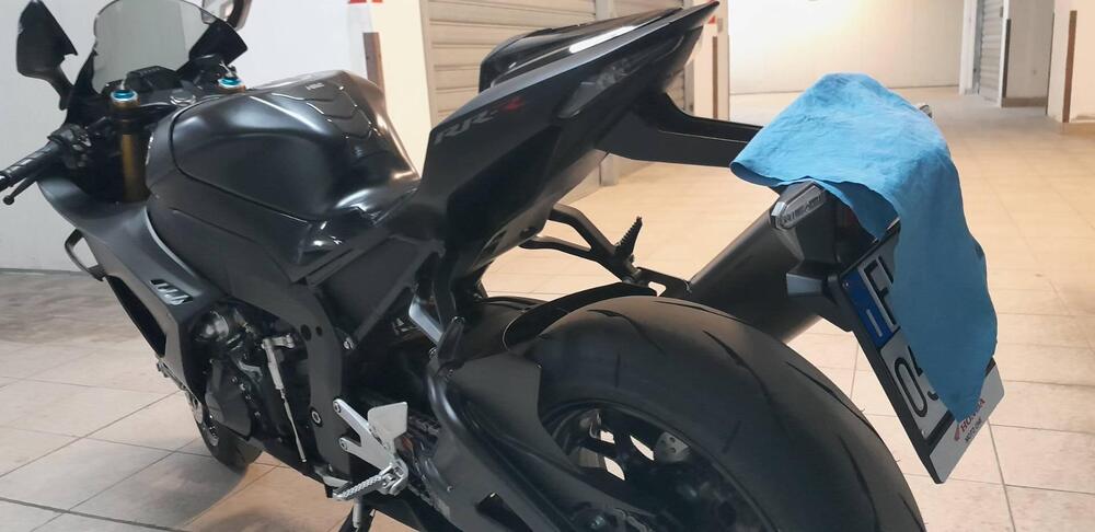 Honda CBR 1000 RR-R Fireblade SP Carbon Edition (2024 - 25) (5)