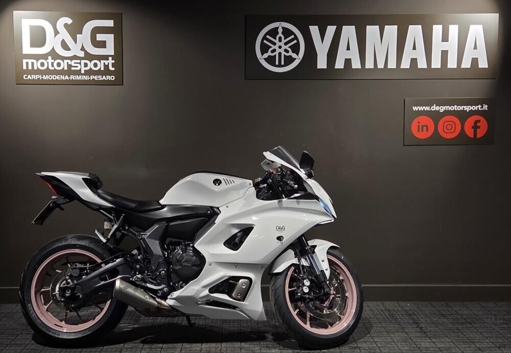 Yamaha YZF R7 (2021 - 25)