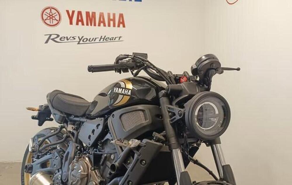 Yamaha XSR 700 (2022 - 25) (3)