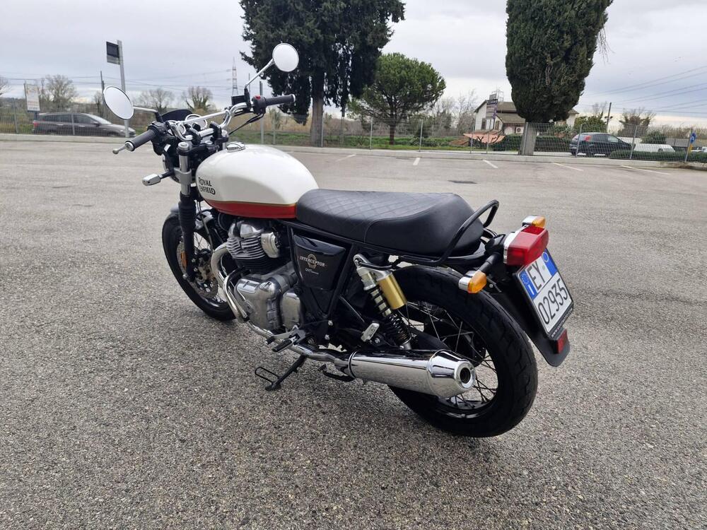 Royal Enfield Interceptor 650 (2021 - 25) (4)