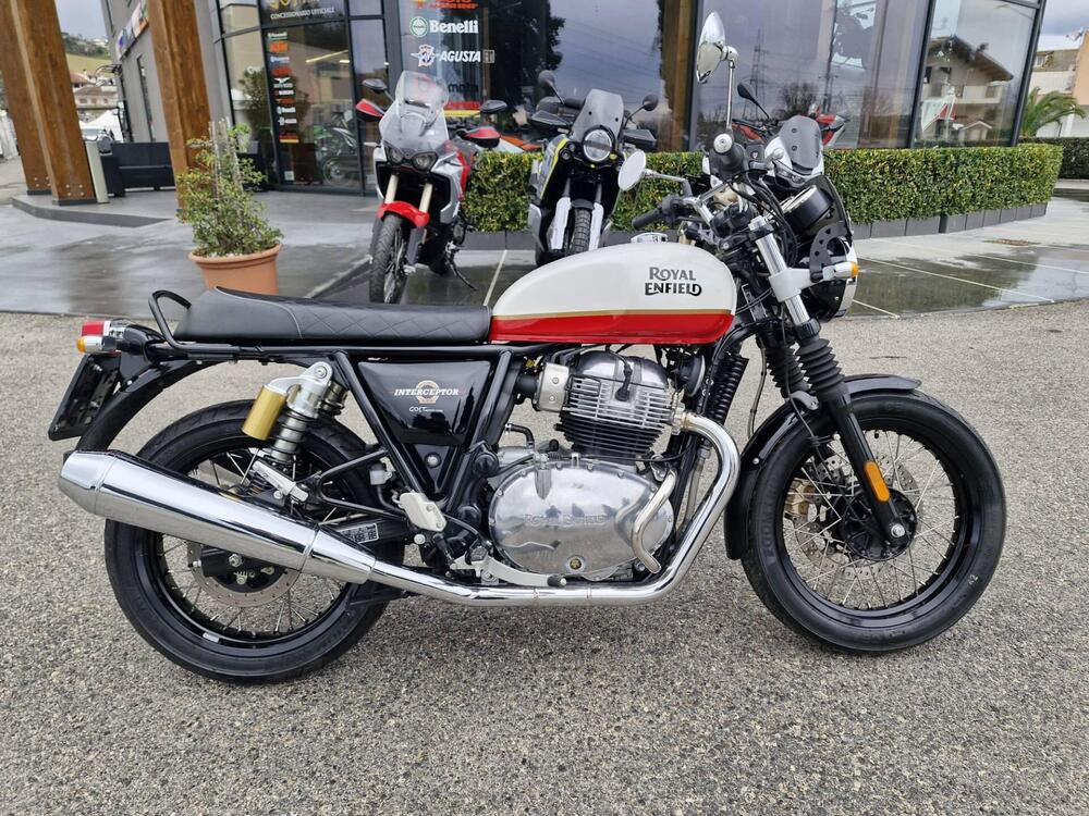 Royal Enfield Interceptor 650 (2021 - 25) (2)