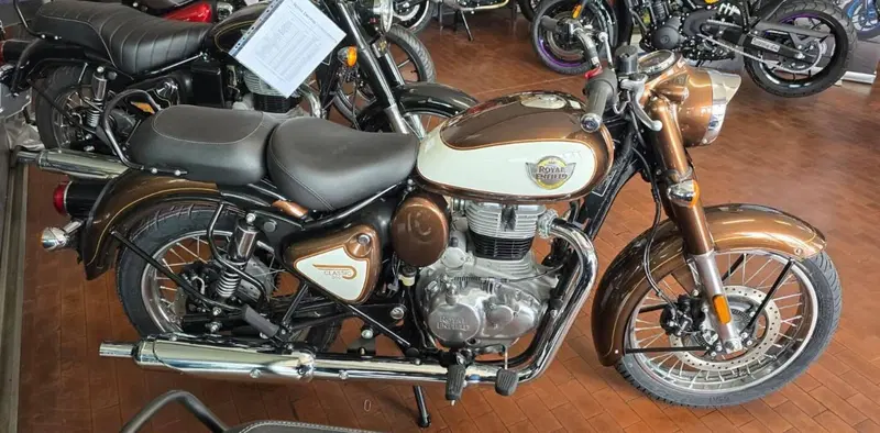 Royal Enfield Classic 350 (2021 - 26) (7)