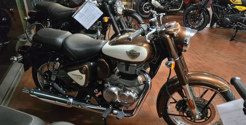 Royal Enfield Classic 350 (2021 - 26) (6)