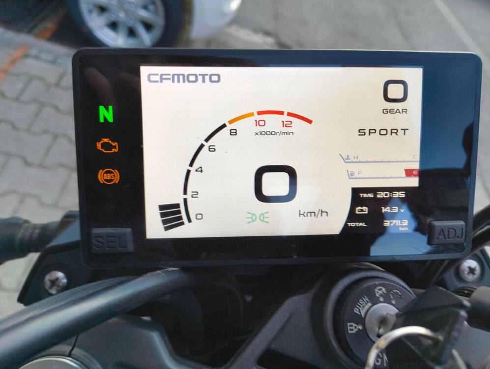 CFMOTO 650NK (2021 - 24) (5)