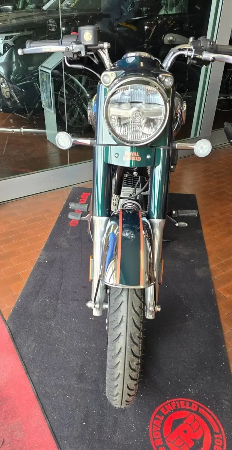 Royal Enfield Classic 350 (2021 - 26) (2)