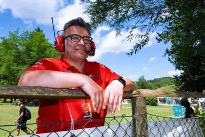 Parola al "pap&agrave;" della Ducati Desmo 450 MX: Davide Perni e la sfida motocross 