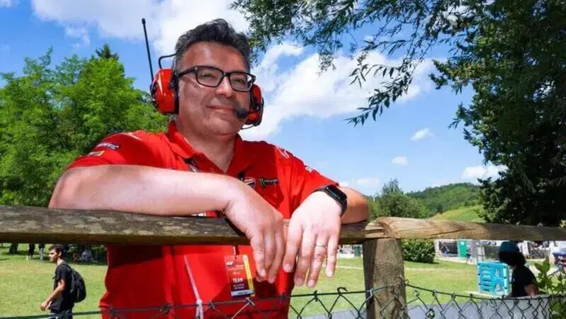 Parola al "pap&agrave;" della Ducati Desmo 450 MX: Davide Perni e la sfida motocross 