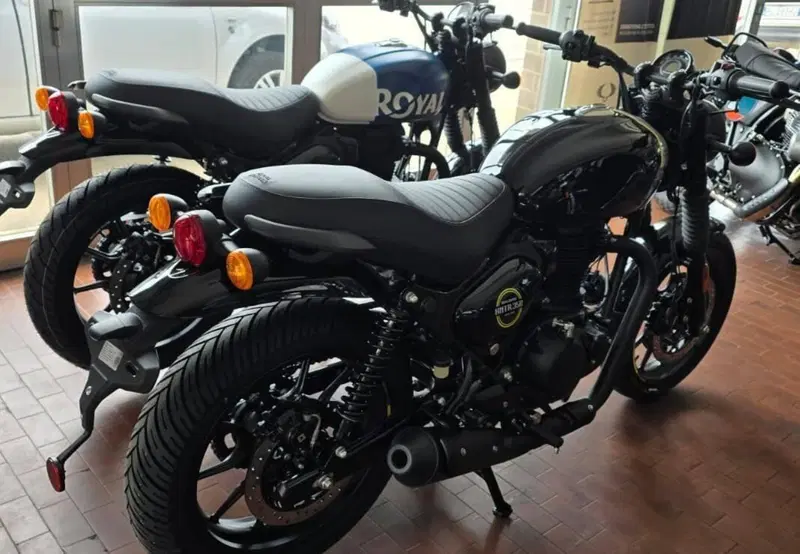 Royal Enfield HNTR 350 (2022 - 26) (4)
