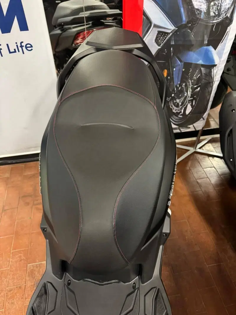 Sym Joyride 300 (2025) (5)