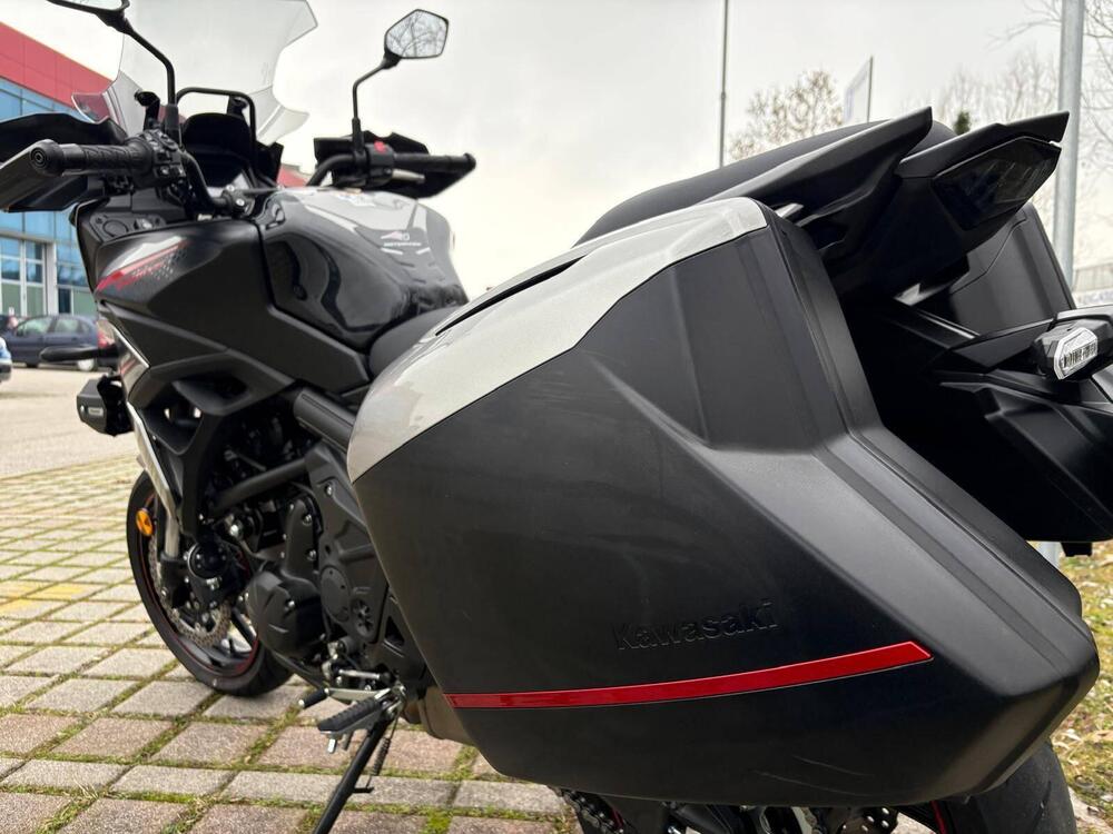 Kawasaki Versys 650 Tourer Plus (2022 - 24) (3)