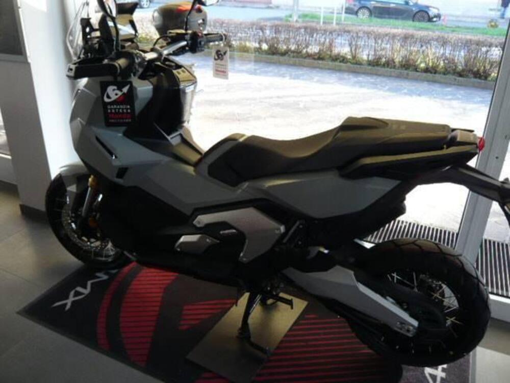 Honda X-ADV 750 (2025) (2)