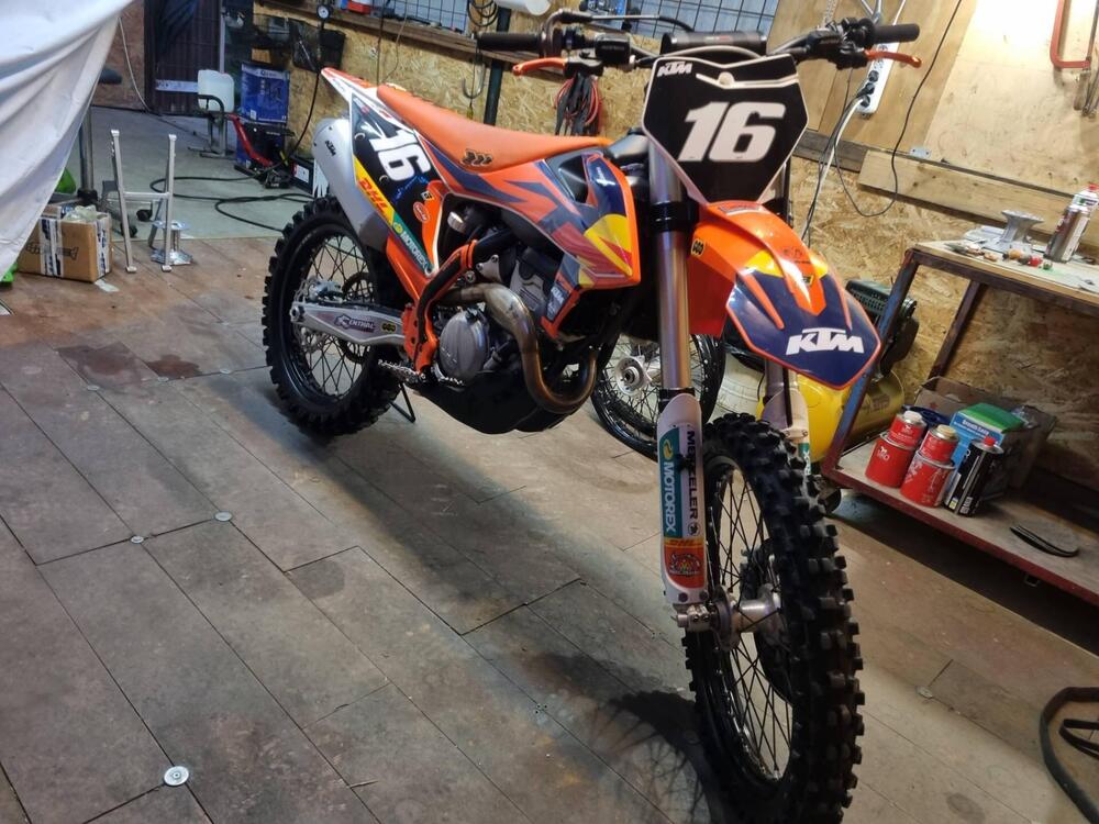 KTM 250 SX-F (2021) (2)