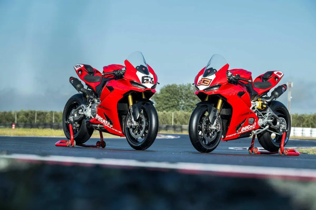 Ducati Panigale V2: meno peso .. meno impegno (20)