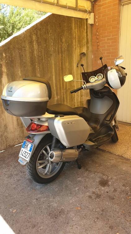 Piaggio Beverly 200 (2002 - 03) (3)