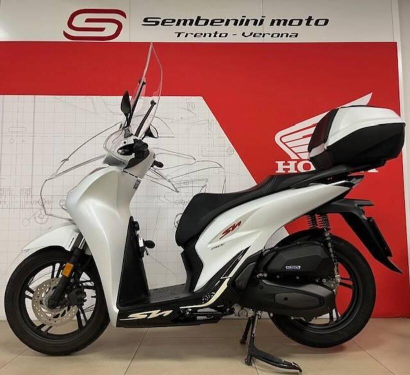 Honda SH 150i Sport (2022 - 25) (2)