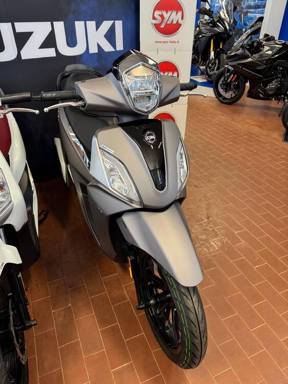 Sym Symphony 125 ST (2025) (4)