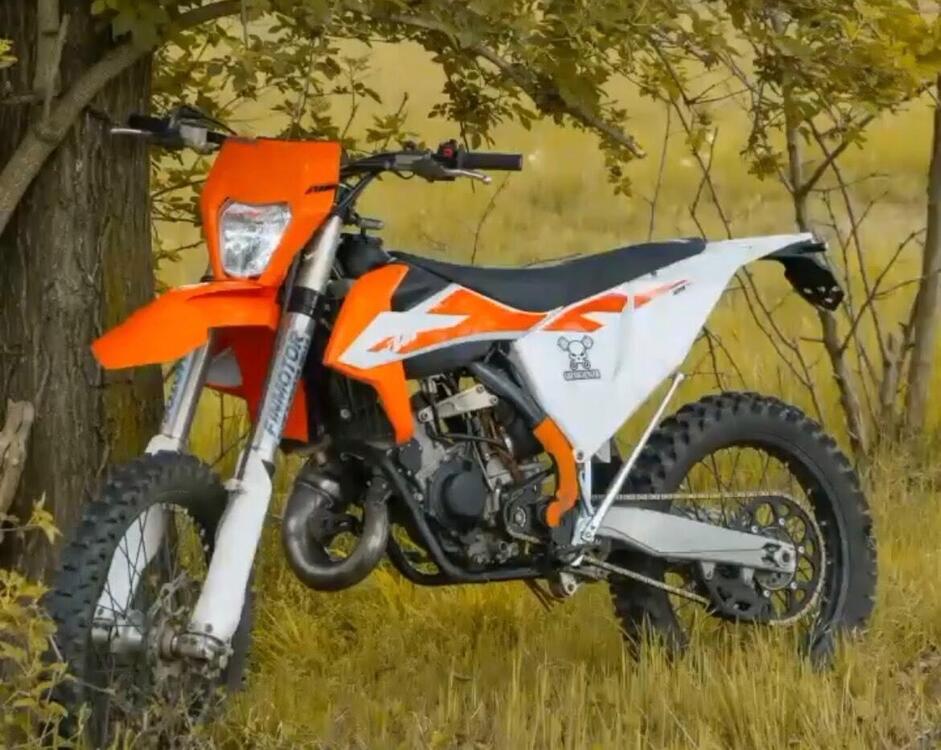 KTM 125 SX (2020) (3)