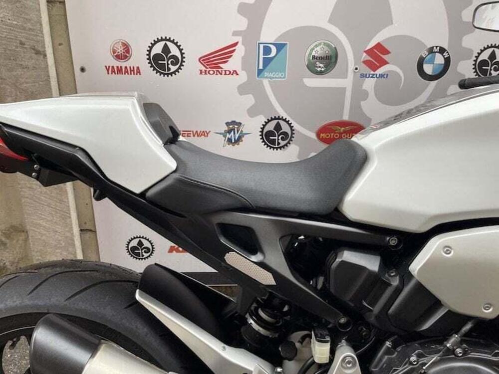 Honda CB 1000 R + Neo Sport Cafè (2019 - 20) (4)