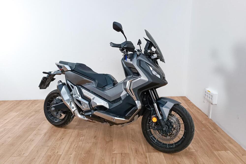 Honda X-ADV 750 (2017) (2)