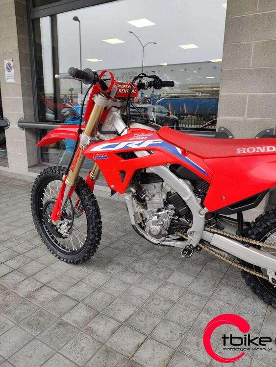 Honda CRF 250 R (2022) (5)