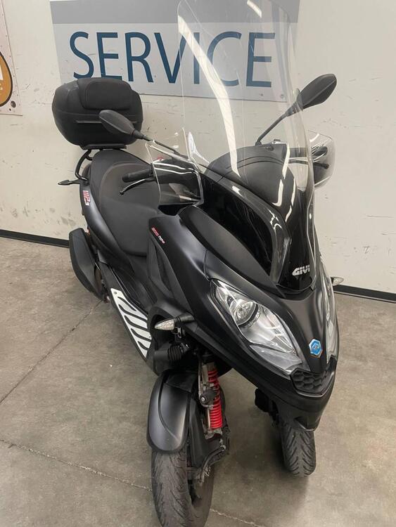 Piaggio MP3 300 ABS Hpe (2021 - 24) (2)