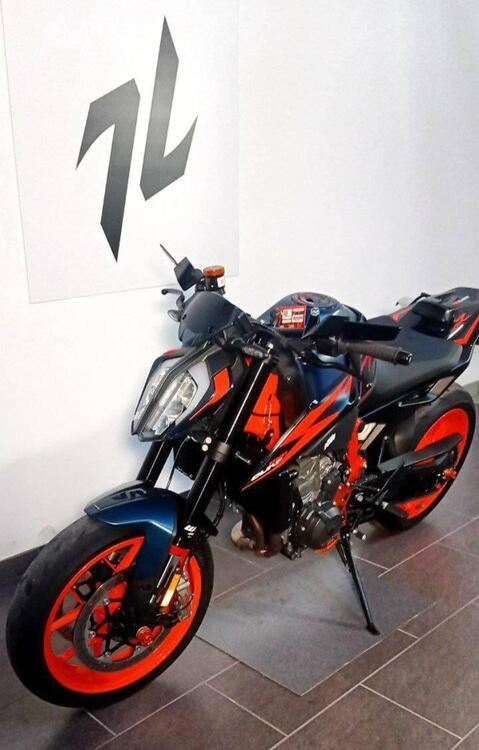 KTM 890 Duke R (2022 - 23)