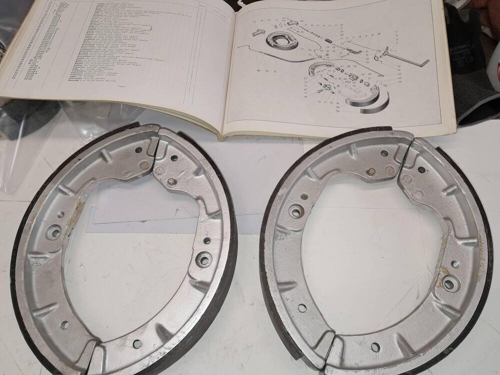 Ganascia anteriore e posteriore dx/sx ERCOLE Moto Guzzi (2)