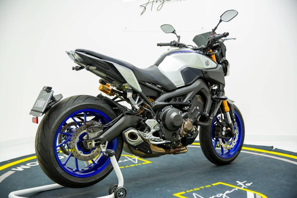 Yamaha MT-09 SP (2018 - 20) (4)