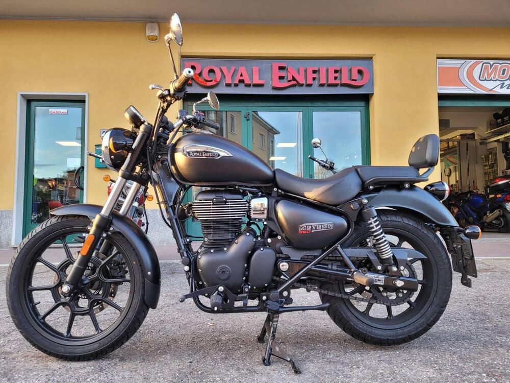 Royal Enfield Meteor 350 Stellar (2021 - 25)