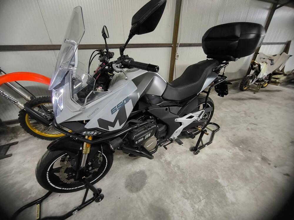 CFMOTO 650MT (2021 - 24) (2)