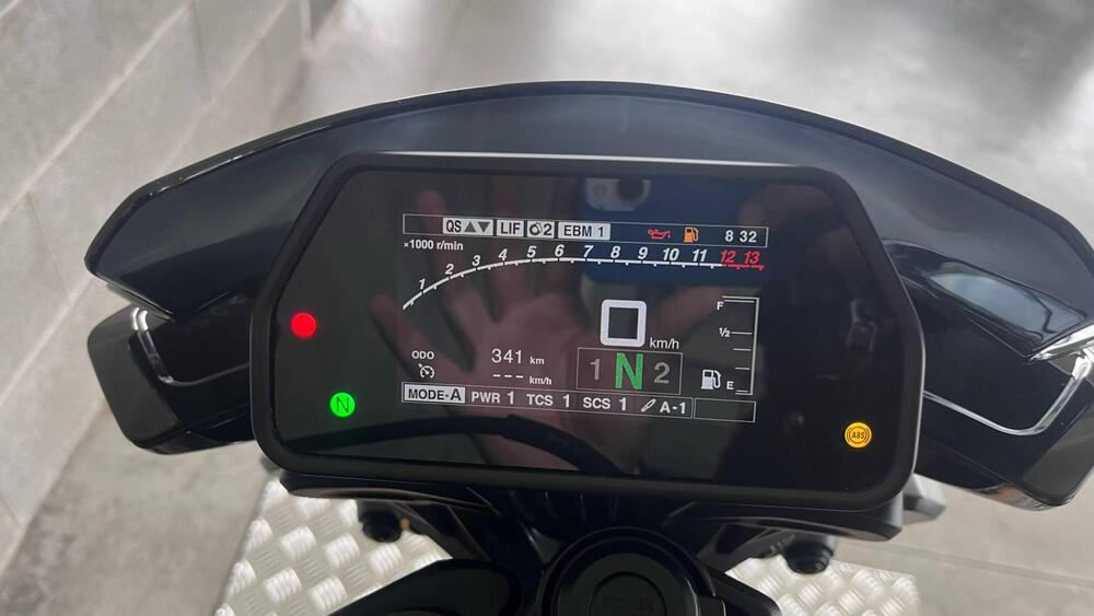 Yamaha MT-10 SP (2022 - 25) (5)