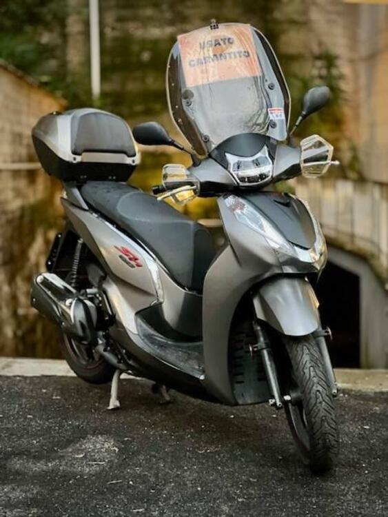 Honda SH 300 i ABS (2016 - 20) (2)