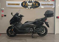 Yamaha T-Max 530 (2017 - 19) usata