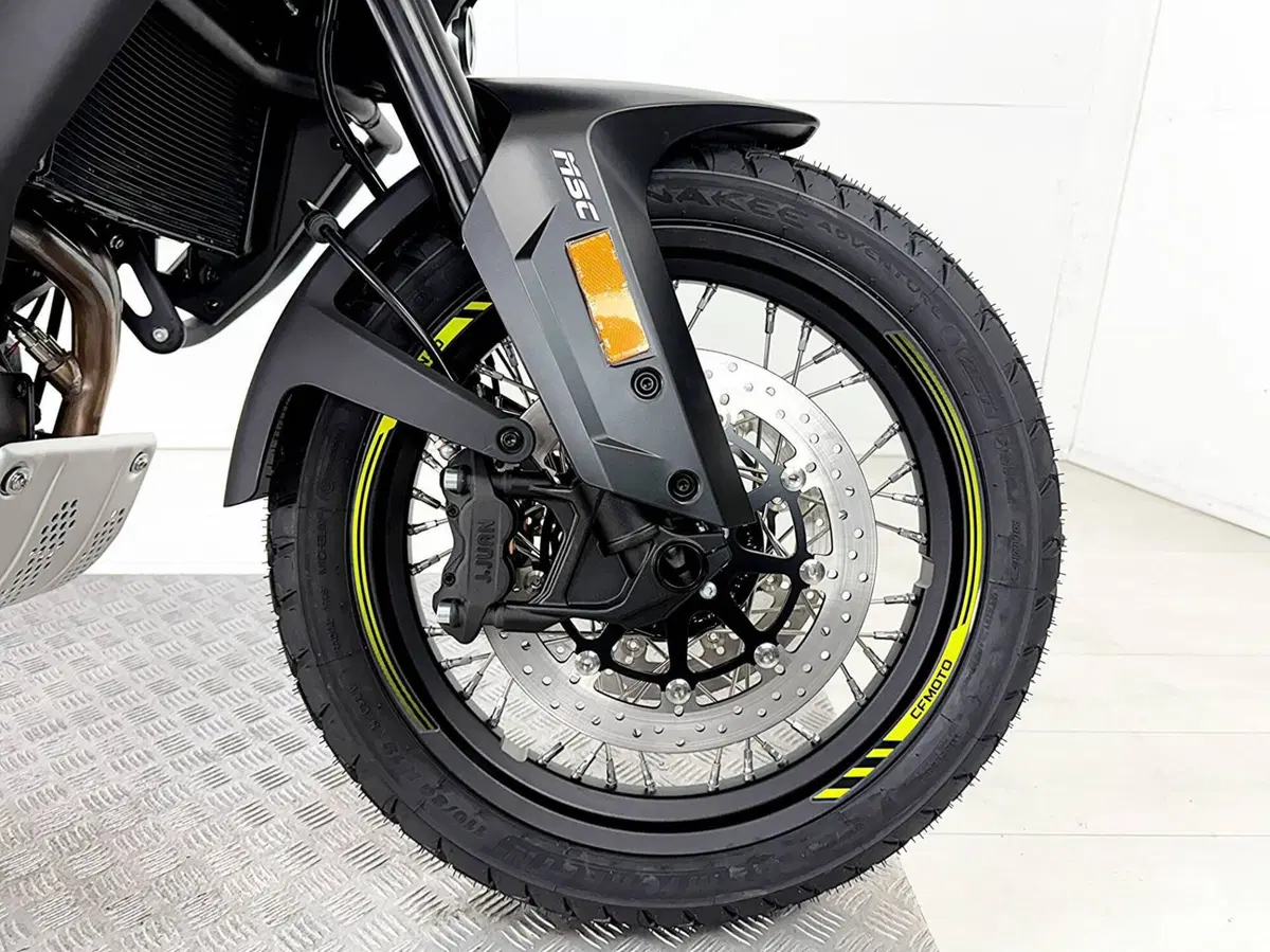 CFMOTO 800MT Explore (2023 - 26) (12)