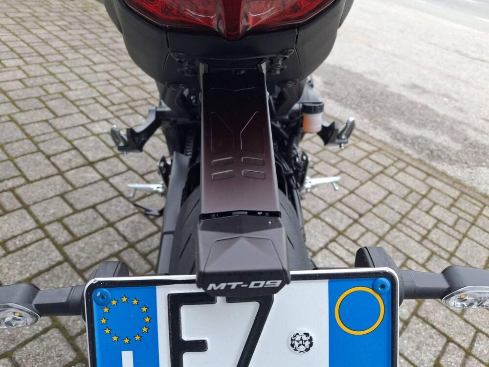 Yamaha MT-09 (2021 - 23) (5)