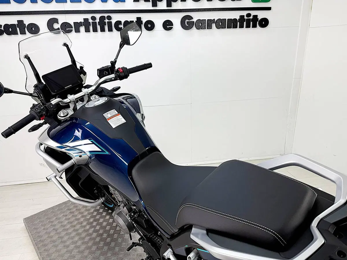 CFMOTO 800MT Sport (2022 - 26) (17)
