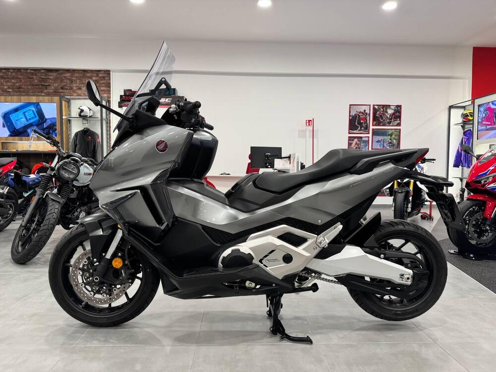 Honda Forza 750 DCT (2021 - 24) (3)