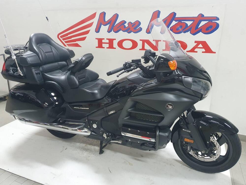 Honda GL 1800 Gold Wing (2012 - 17) (2)