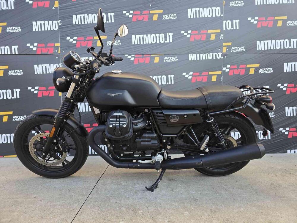 Moto Guzzi V7 III Stone (2017 - 20) (3)