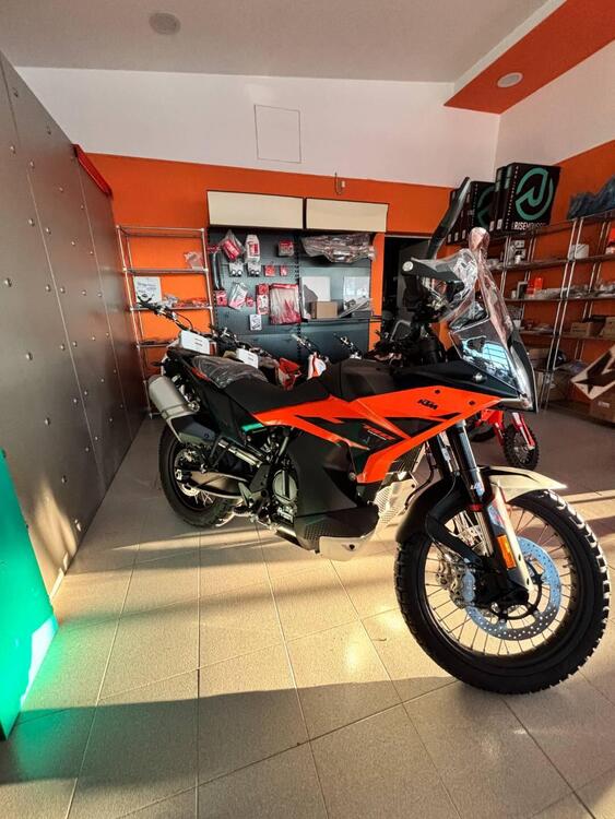 KTM 790 Adventure (2025)