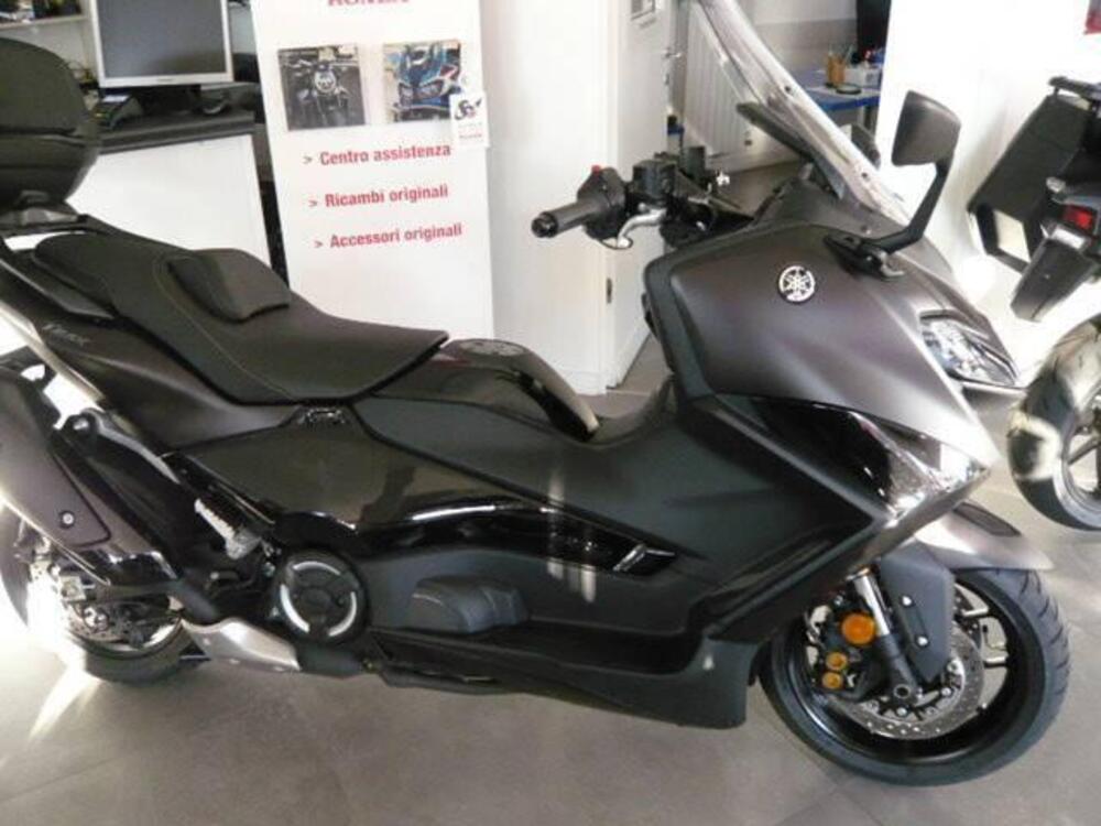 Yamaha T-Max 560 Tech Max (2022 - 24) (2)