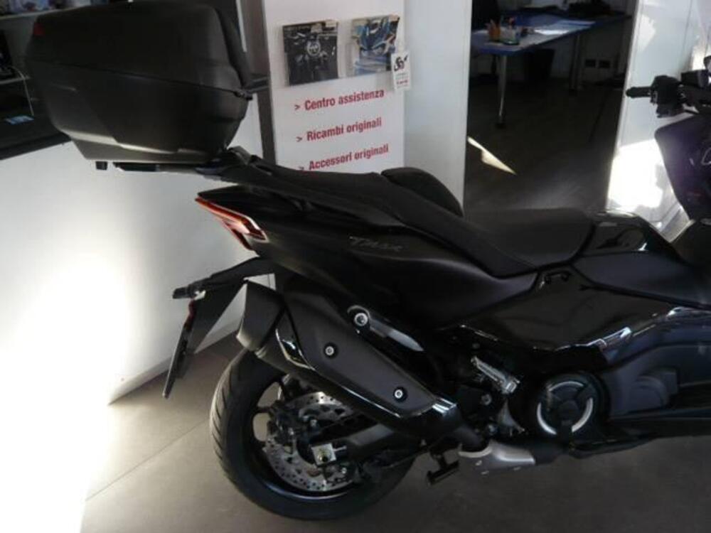 Yamaha T-Max 560 Tech Max (2022 - 24) (3)