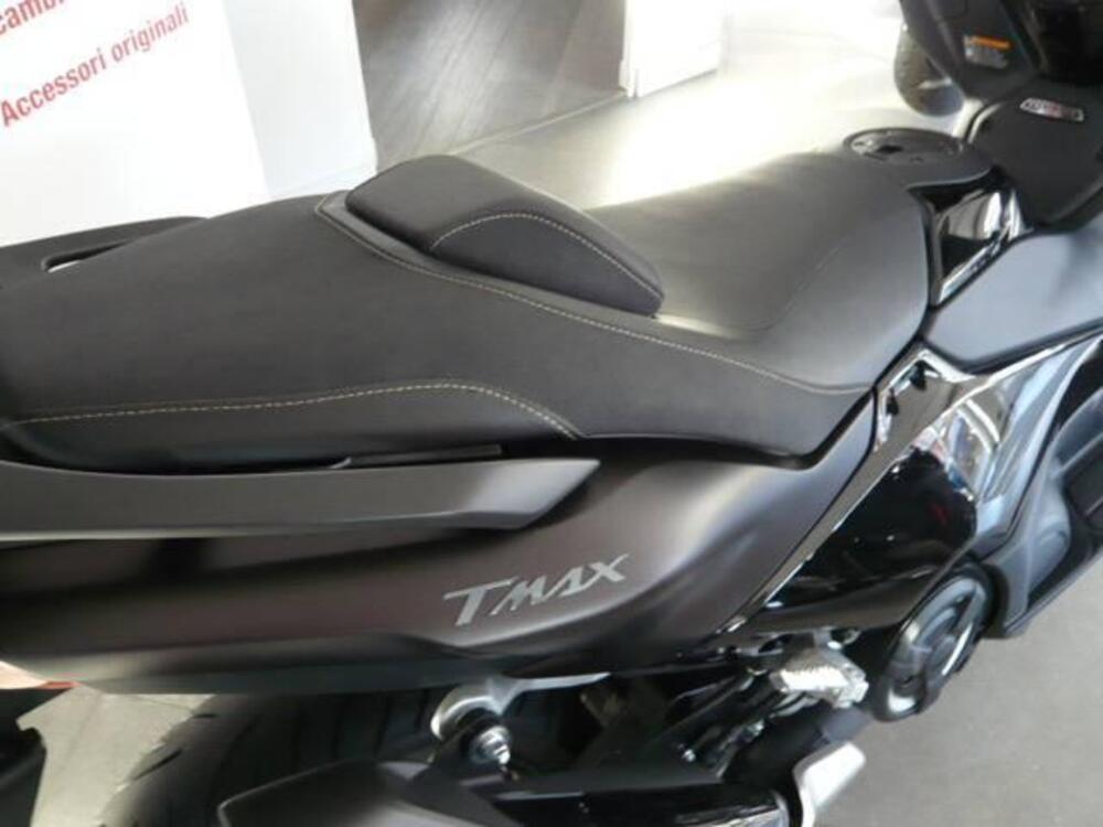 Yamaha T-Max 560 Tech Max (2022 - 24) (4)