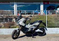 Honda X-ADV 750 (2025) nuova