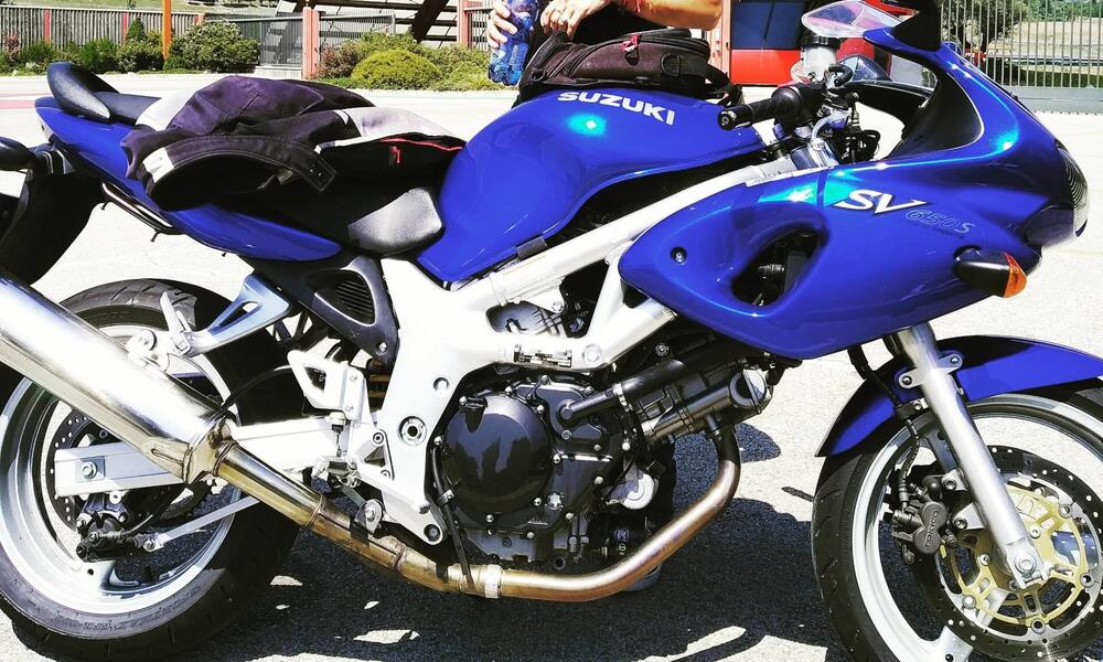 Suzuki SV 650 S (1999 - 02) (5)