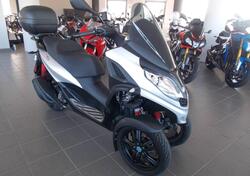 Piaggio MP3 300 Sport ABS Hpe (2021 - 24) usata