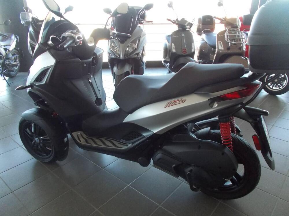 Piaggio MP3 300 Sport ABS Hpe (2021 - 24) (4)