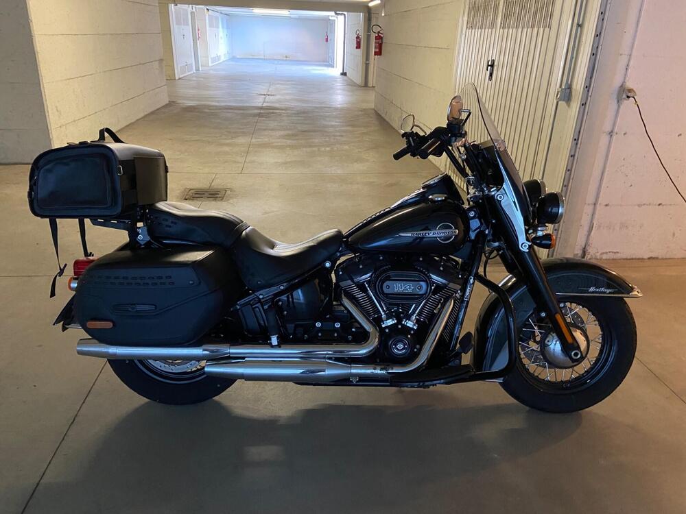 Harley-Davidson 114 Heritage Classic (2018 - 20) - FLHCS