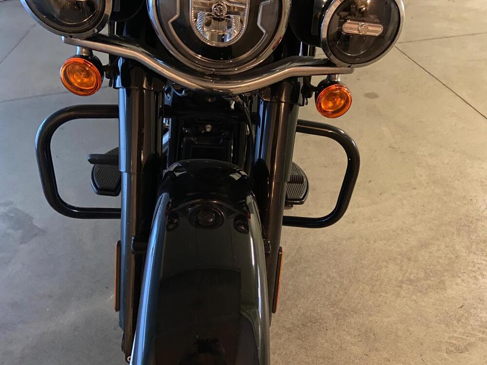 Harley-Davidson 114 Heritage Classic (2018 - 20) - FLHCS (5)